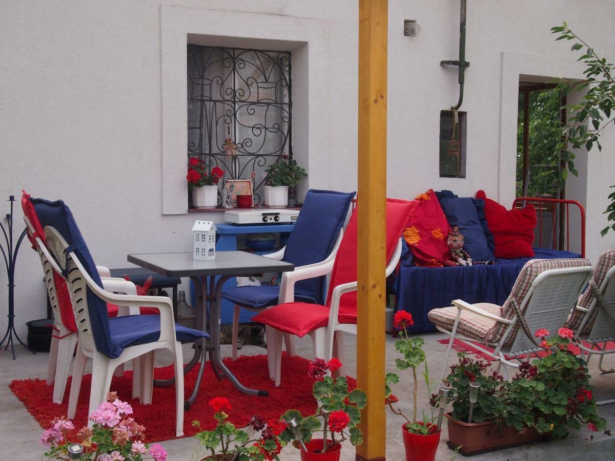 Deel Apartman Ньиредьхаза Экстерьер фото